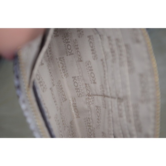 Michael Kors‎ Jet Set Travel Large Snakeskin Print Leather Zip Clutch Wristlet - Picture 3 of 5